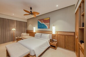 Quarto solteiro luxo, sacada, vista para a praia | Roupas de cama de algodão egípcio, roupas de cama premium