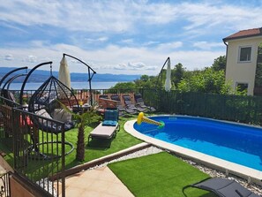 Villa, 5 chambres, fumeurs, piscine privée | Piscine | Piscine extérieure