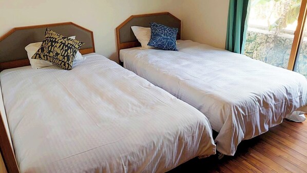 WiFi, bed sheets - One minute to the ocean on the west coast of Ishigaki Island, a spectacular sunset spot! Studio with kitchen RoomD (石垣市)