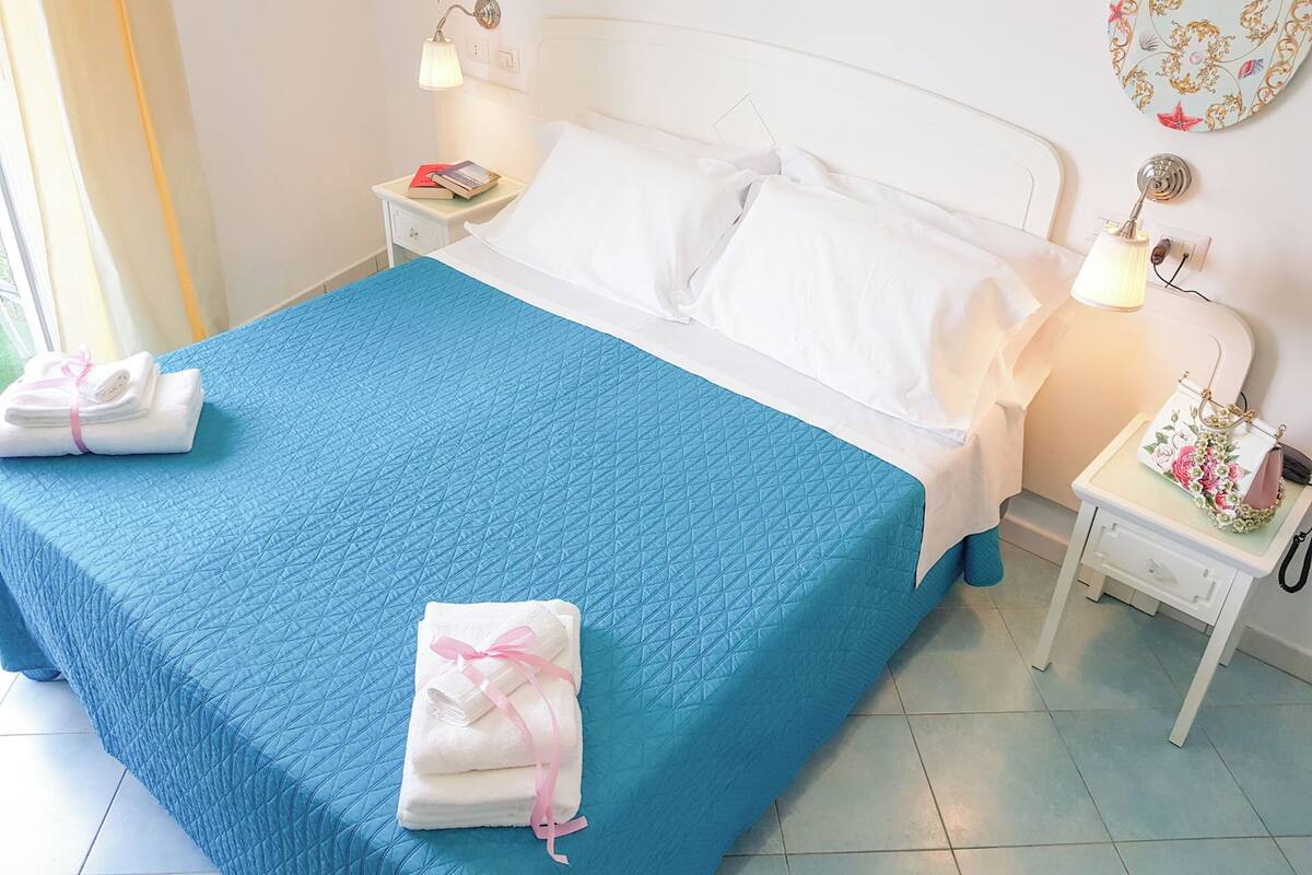 Double Room | Minibar, in-room safe, free WiFi, bed sheets