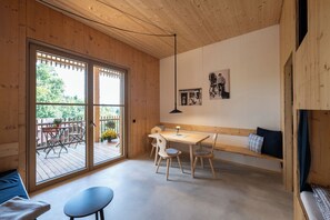 Interior - Time out with a mountain panorama Berggasthof Eckbauer Bergnest Blau (Garmisch-Partenkirchen)