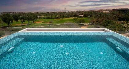 Pearl Penthouse I 5BR | Rooftop Jacuzzi & Stunning Golf Views