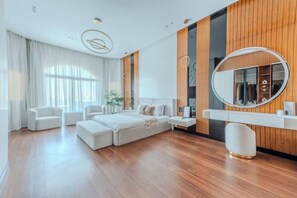 Bügeleisen/Bügelbrett, WLAN, Bettwäsche