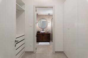 Bathroom - Stylish 1BR APT with Terrace (Marsaskala)