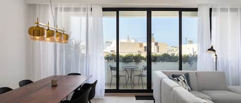 Apartment, City View | Living area