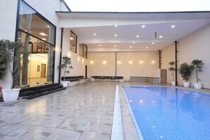 Alberca al aire libre 