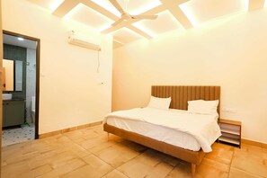 Free WiFi - Dornix by Housiify (Gurugram)