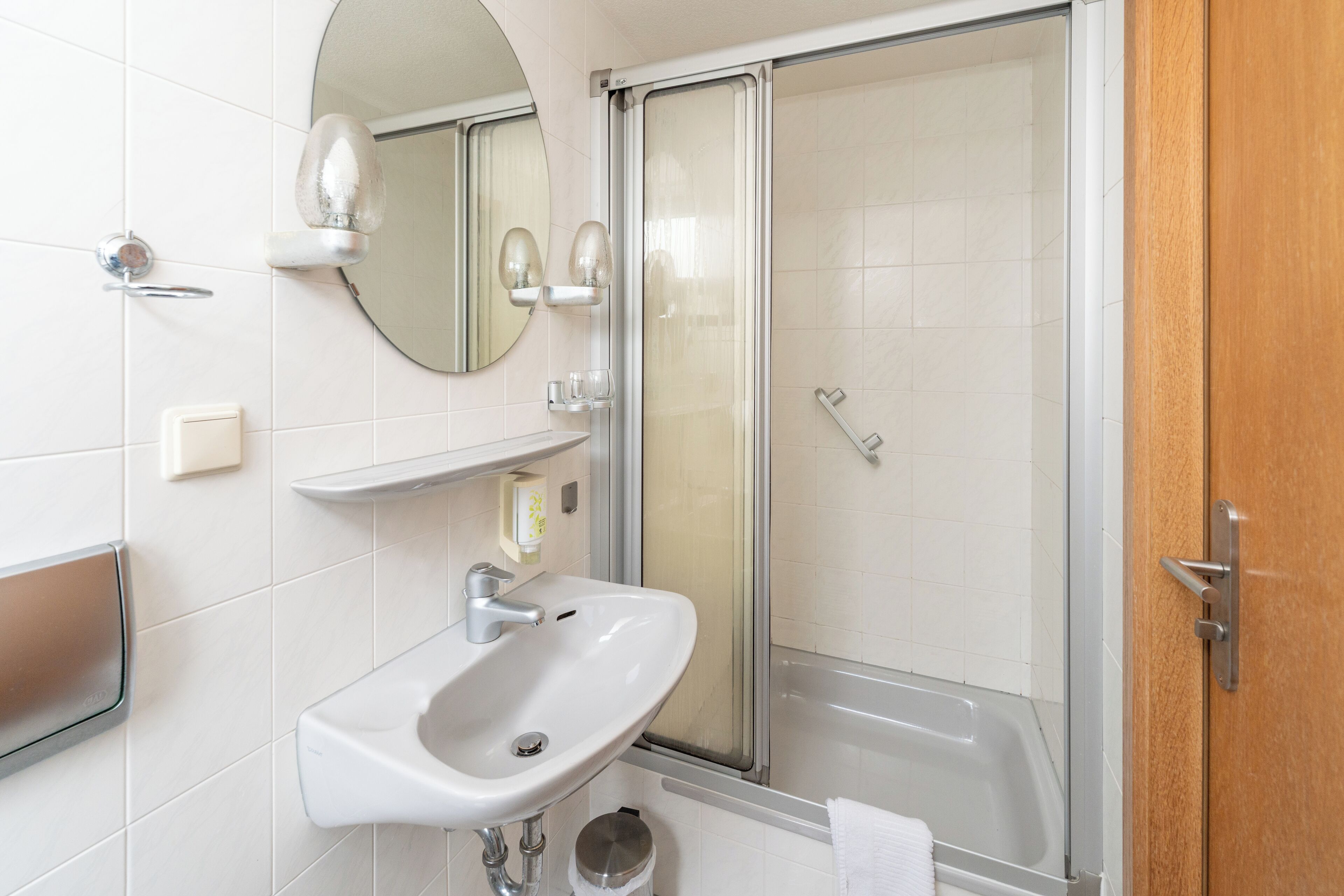 Comfort-Doppelzimmer, Stadtblick | Badezimmer