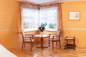 Habitación doble, vistas a la ciudad | Interior