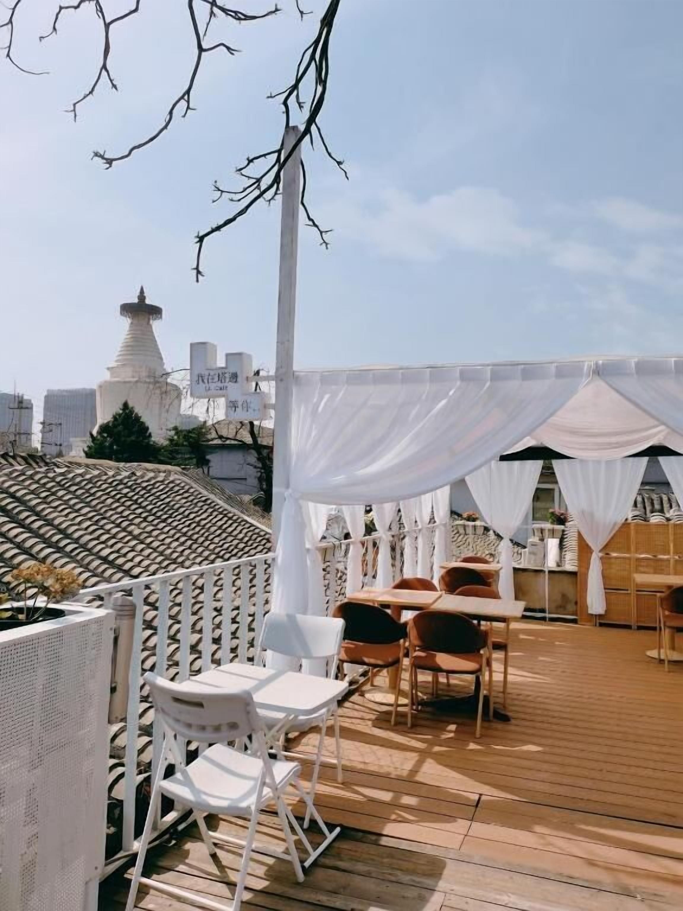 Khu ẩm thực ngoài trời