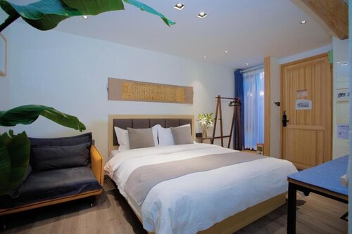 Templeside Courtyard Hotel 