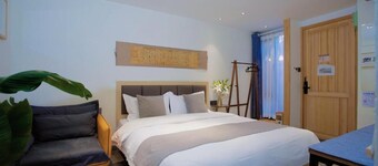 Templeside Courtyard Hotel