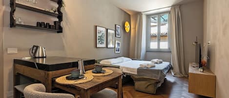 1 bedroom, iron/ironing board, travel crib, WiFi