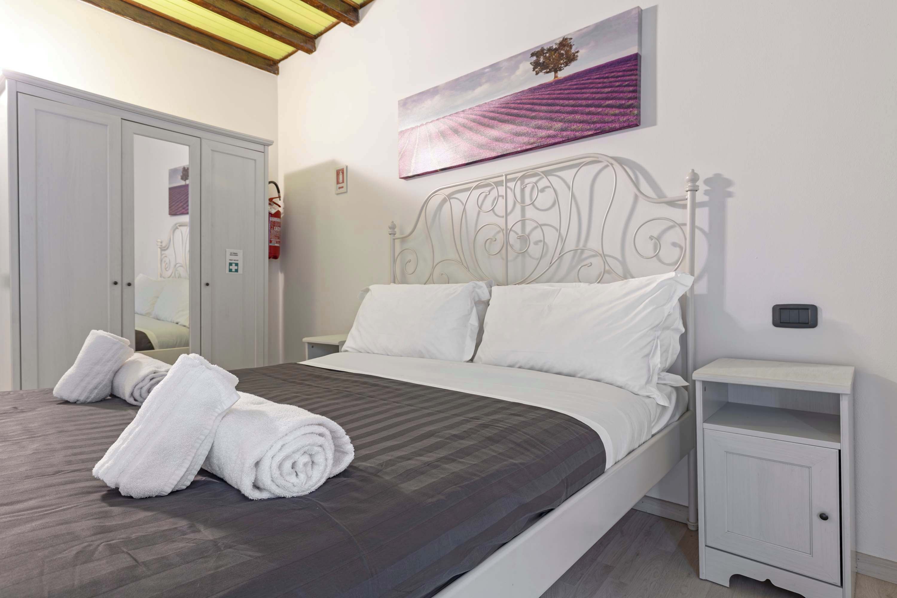 1 bedroom, iron/ironing board, travel cot, WiFi