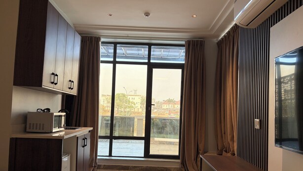 Luxury Room, Courtyard View | Interior - Raynez Resort (Abuja)