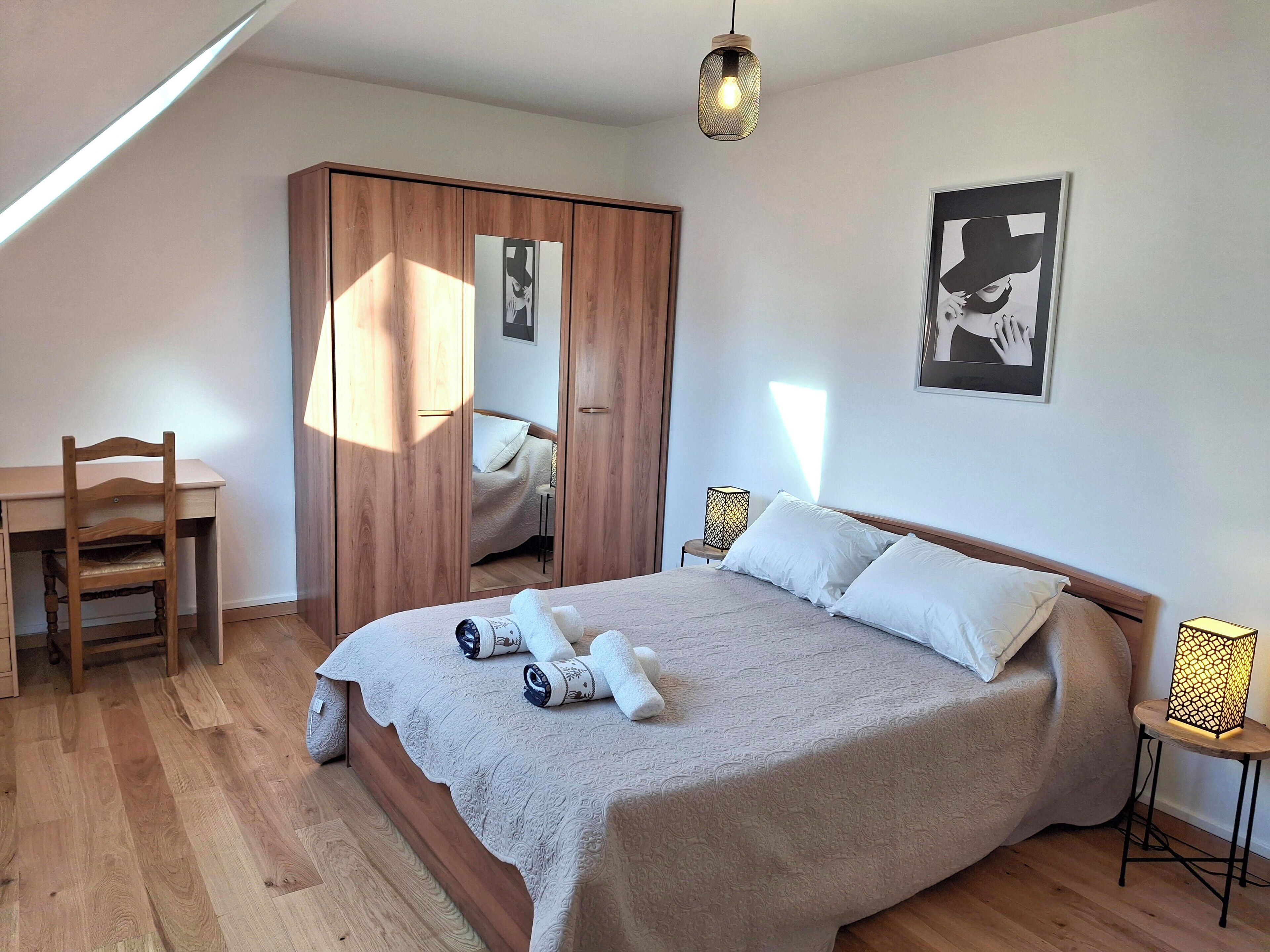 Fer et planche à repasser, Wi-Fi, draps fournis