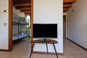 2 Schlafzimmer, Bügeleisen/Bügelbrett, Reisekinderbett, WLAN