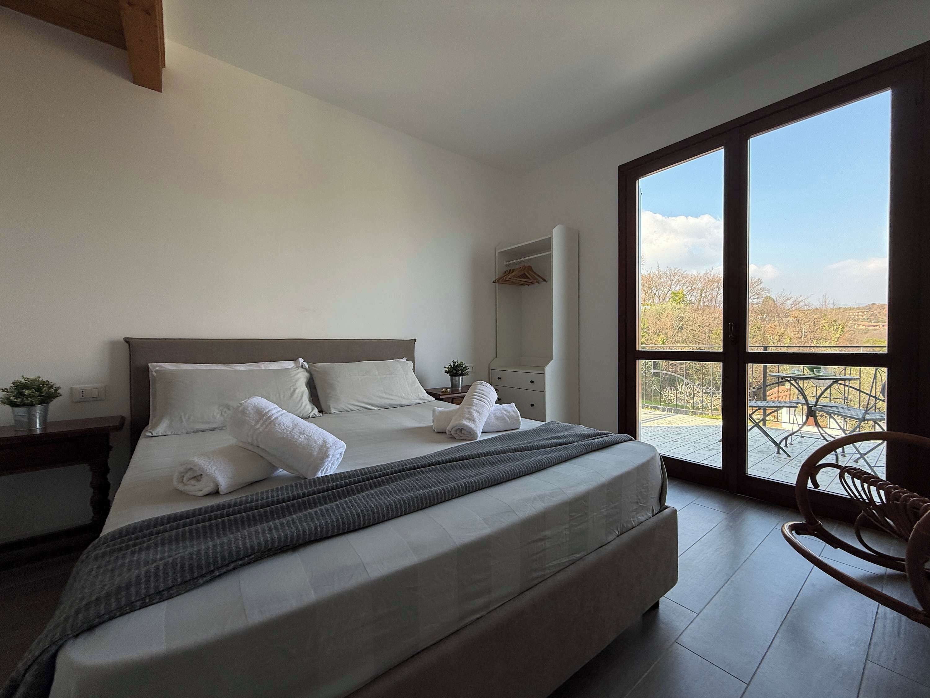 3 slaapkamers, reisbedje, wifi