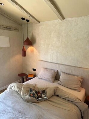 Ropa de cama de alta calidad, minibar, cortinas opacas y cunas gratuitas