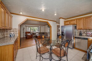 House, 2 Bedrooms | Interior - The Blue Bear Cabin Lake Tahoe Family Getaway 2 Bedroom Home (South Lake Tahoe)