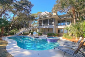 Outdoor pool, a heated pool