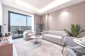 TV - Free housekeeping visits during your stay - StayShort - Stunning 1 Bed Bedroom in JVT that Sleeps 2! (JVT)