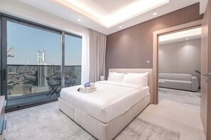 Iron/ironing board, WiFi, bed sheets - Free housekeeping visits during your stay - StayShort - Chic 1 Bed Bedroom in JVT that Sleeps 2 with Balcony! (JVT)