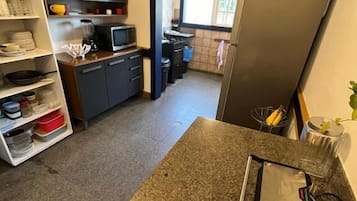 Tremannsrom – basic | Eget kjøkken