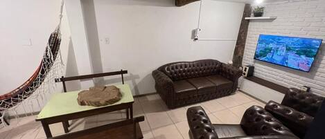 Chambre double | Aire de séjour