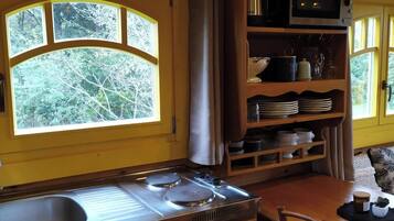 Micro-ondes, plaque de cuisson