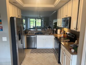 Private kitchen - Seasonal 3 Month Minimum   Veranda @ RiverStand Golf and county Club (Bradenton)