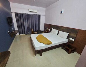 Double Room - Kinara Executive Lodge (Udupi)
