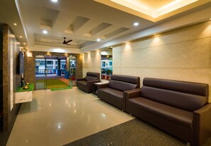 Standard Double Room | Living area - Kinara Executive Lodge (Udupi)