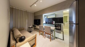 Standard Studio | Living area - Mont Hermon by HX (São Paulo)