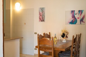 Dining - Capo Comino 1 - Two Bedroom Apartment, Sleeps 5 (La Caletta)