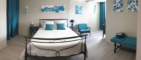 2 chambres, fer et planche à repasser, lit parapluie, Wi-Fi gratuit