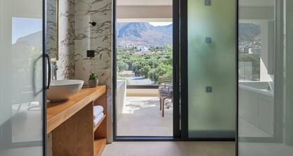 Enorme Epavli Urban Living