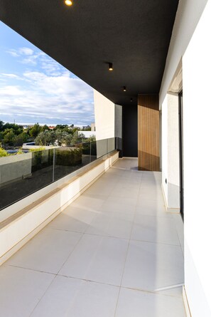 Exterior detail - Villa Positiva with heated pool (Vir)