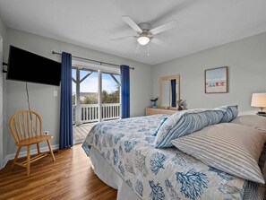 4 Schlafzimmer, Reisekinderbett, kostenloses WLAN, Bettwäsche