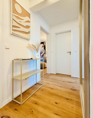 Interior - Stay & Style - Sand beige apartment, completely new (Karlsruhe)