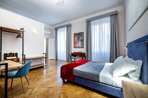 5 bedrooms, in-room safe, desk, free WiFi - Five Suites Mantellate (Florence)