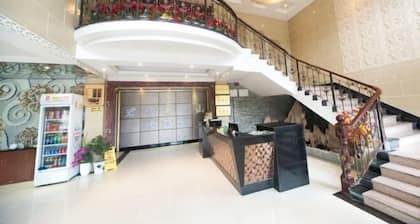 Junyi Nanshan Hotel, Luotian