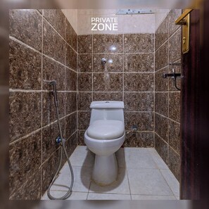 Free toiletries, hair dryer, towels, soap - Private Zone Laban (Riyadh)