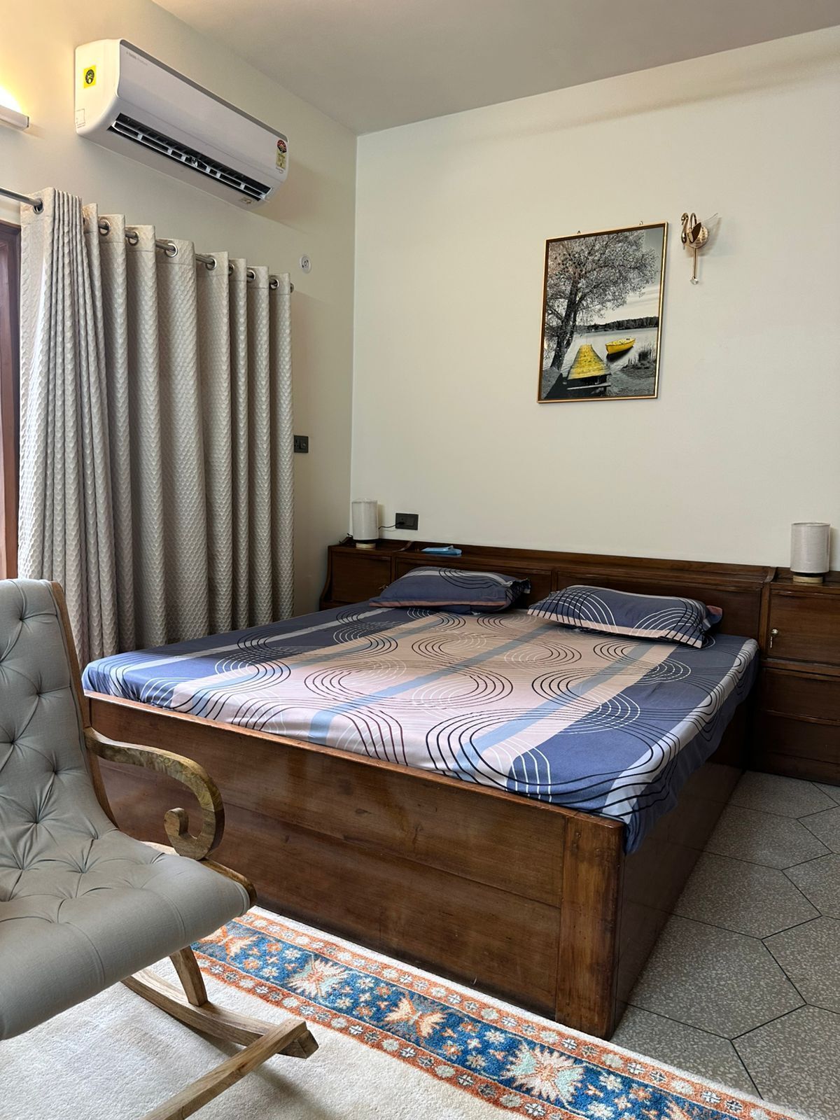 5 chambres, fer et planche à repasser, Wi-Fi, draps fournis