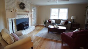Living area - Home in North Augusta (North Augusta)