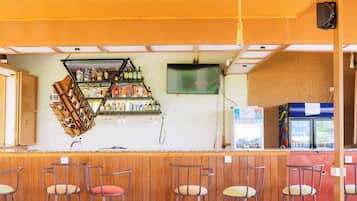 Bar (in der Unterkunft)