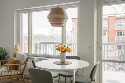Fresh, Modern Living in a Beautiful Solna Area