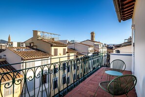 Luxury Studio Suite, City View | Terrace/patio - YiD Four suites Ognissanti (Florence)