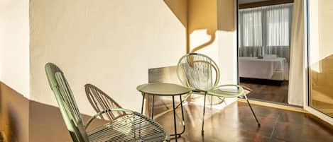 Deluxe Room, City View | Terrace/patio