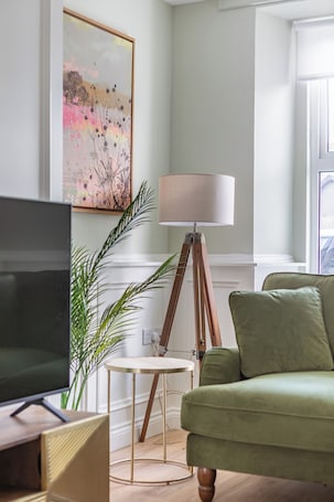 Interior. The Green House